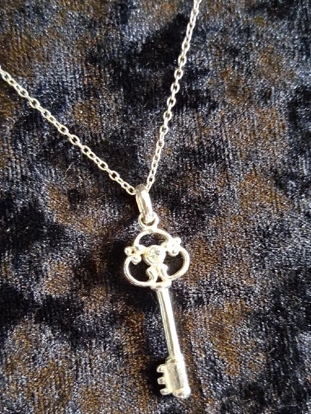 Sterling Silver 925 Crown Key Pendant W Genuine Diamond Center Necklace 22 In - Picture 14 of 14